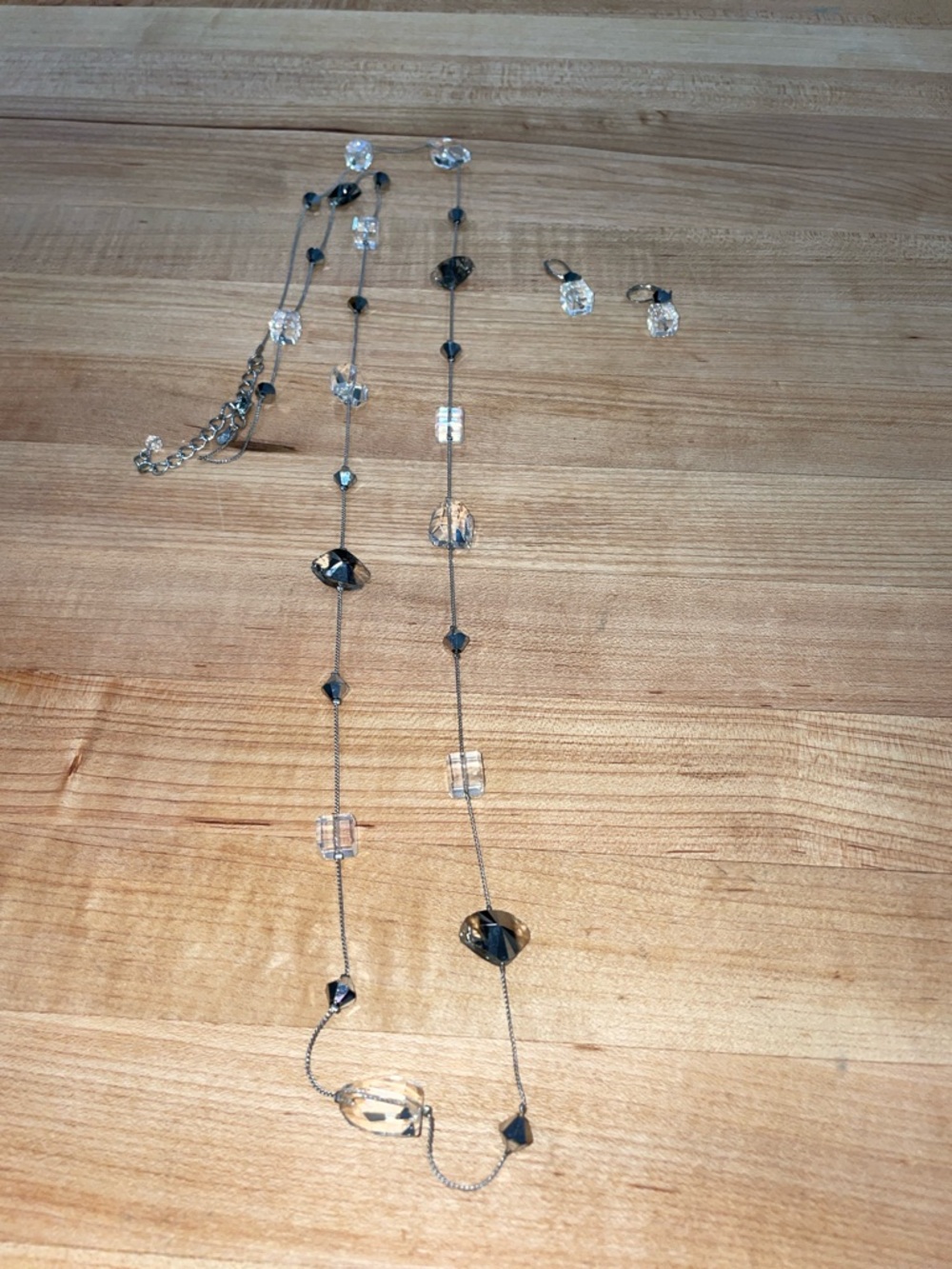 Premier Deisgns Glass Bead Necklace and Earring Set in Clear and Black